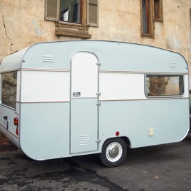 Renovation-Wohnwagen-03.jpg